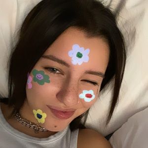 Meet your Posher, Talya